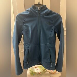The North Face Women's Winwall Jacket Prussian Blue Size XS